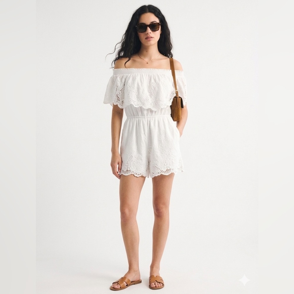 Abercrombie & Fitch White Lace Off the Shoulder Romper Size Small 100% Cotton
